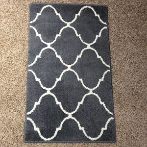Charcoal Gray Area Rug with White Moroccan Trellis Pattern 20" X 35"